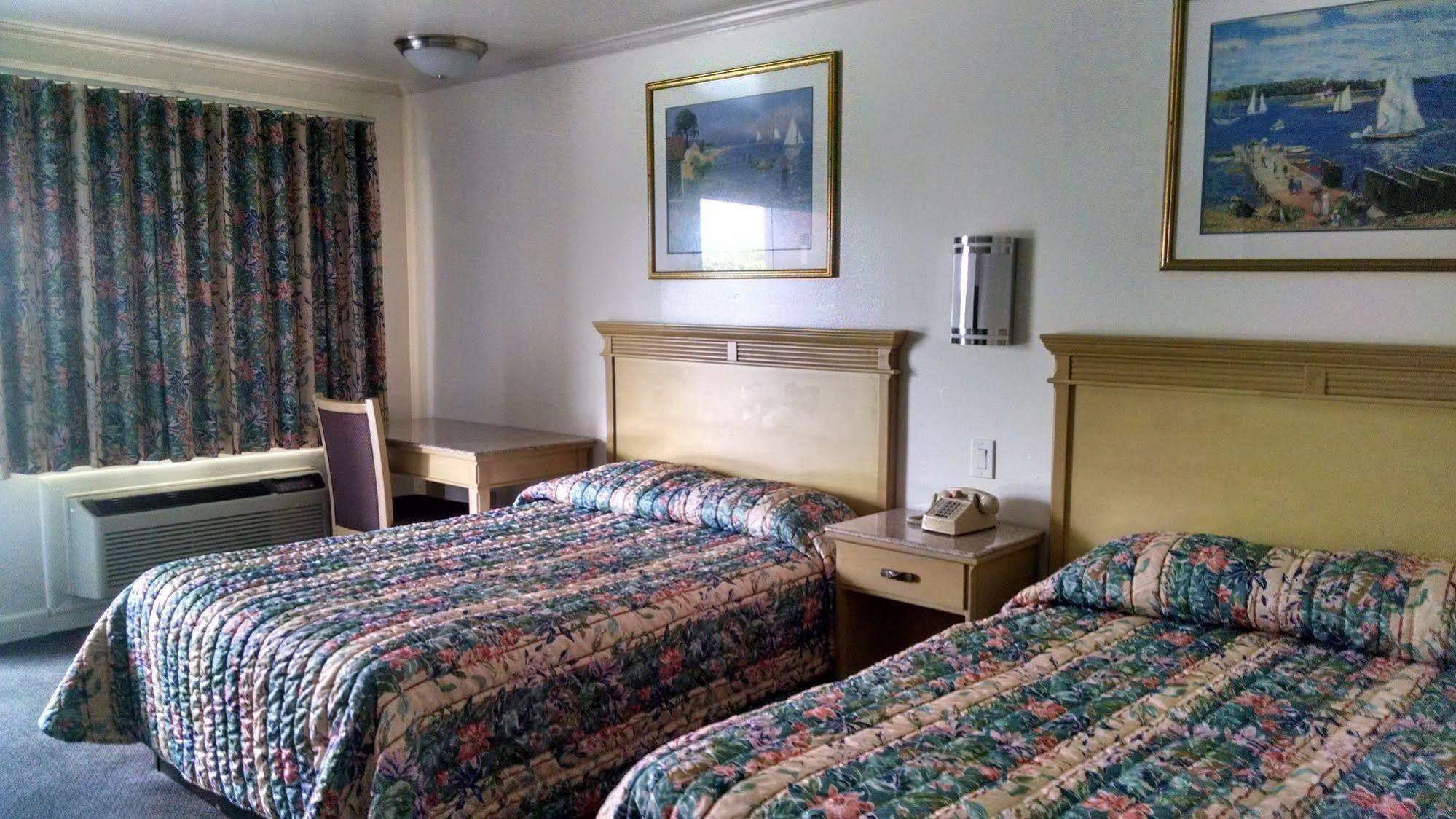 Budget Lodge Нюпорт Нюз Екстериор снимка