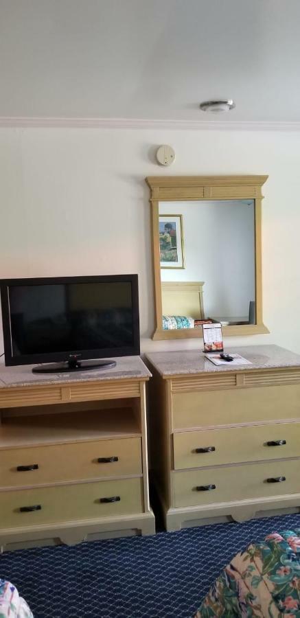 Budget Lodge Нюпорт Нюз Екстериор снимка