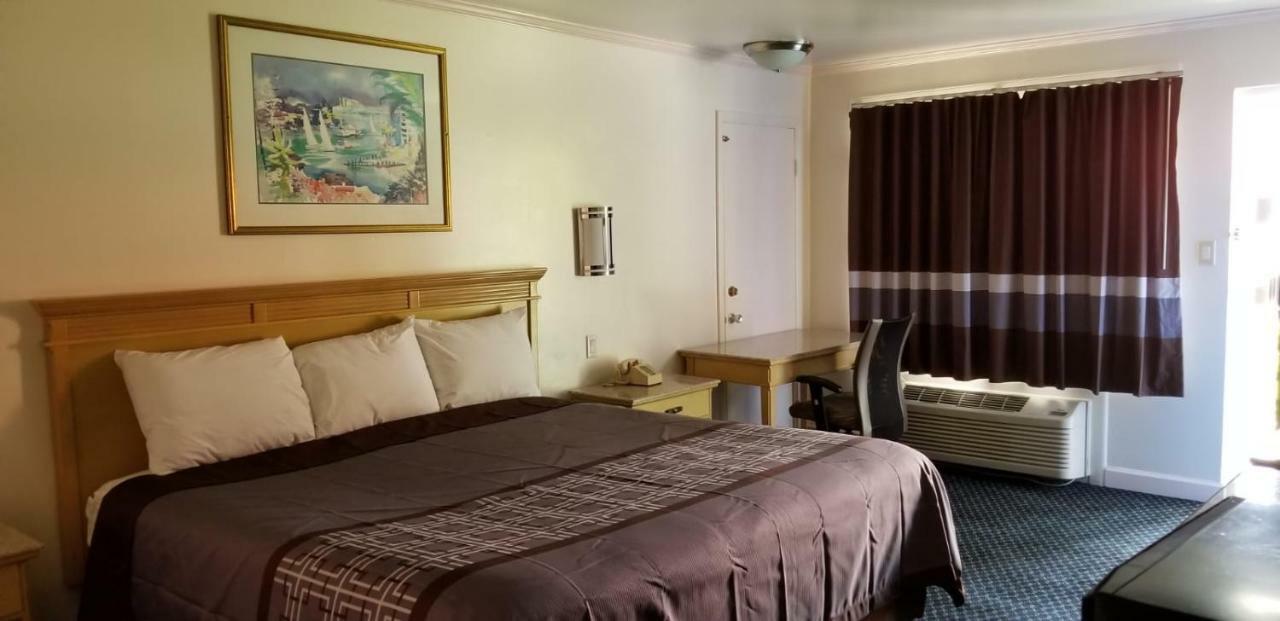 Budget Lodge Нюпорт Нюз Екстериор снимка
